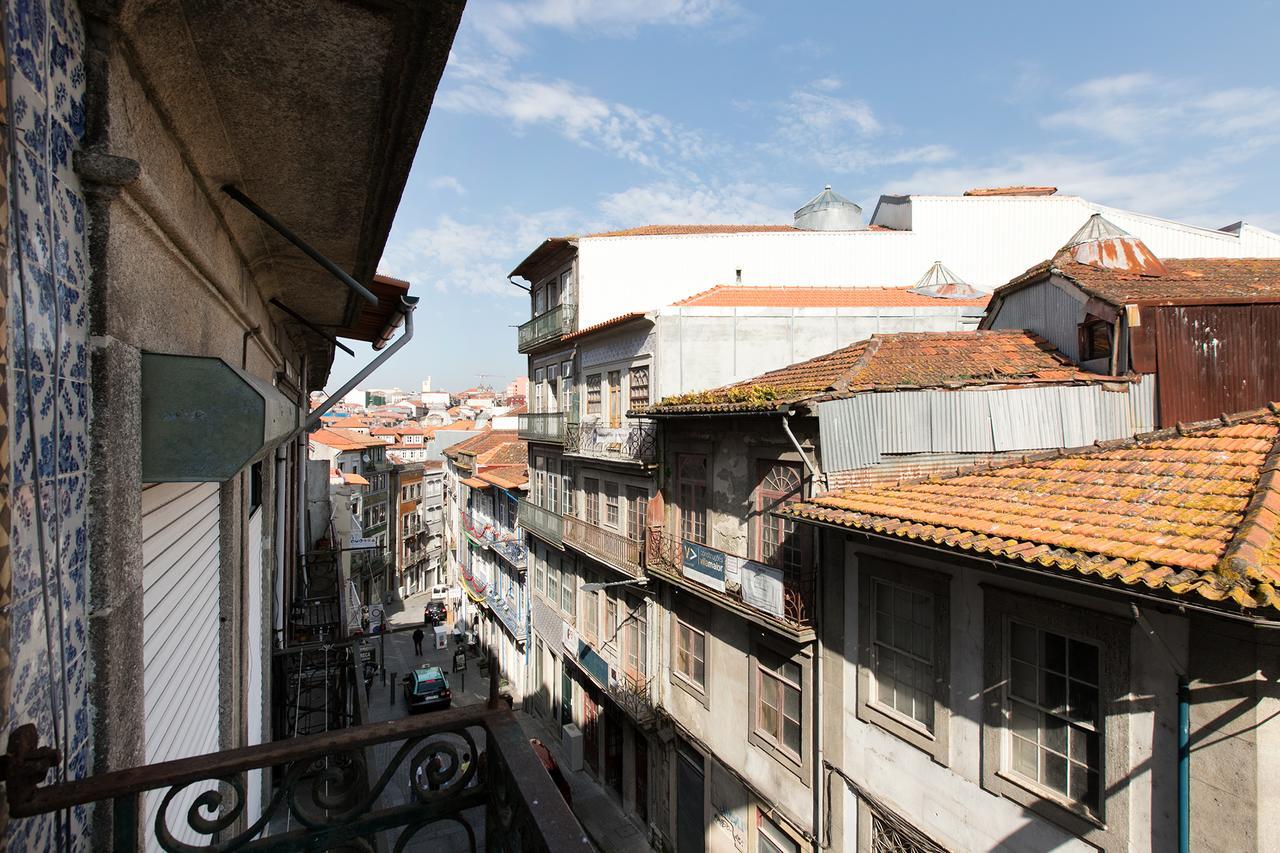 Ferienwohnung Clerigos 132 Porto Exterior foto